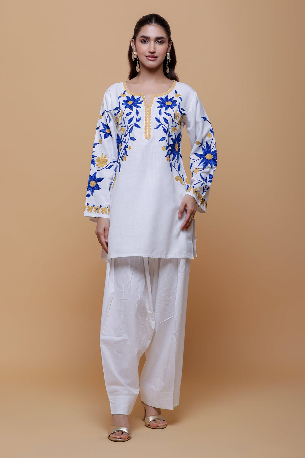 Vanshika In Cotton Kashmiri Aari Kurta - White