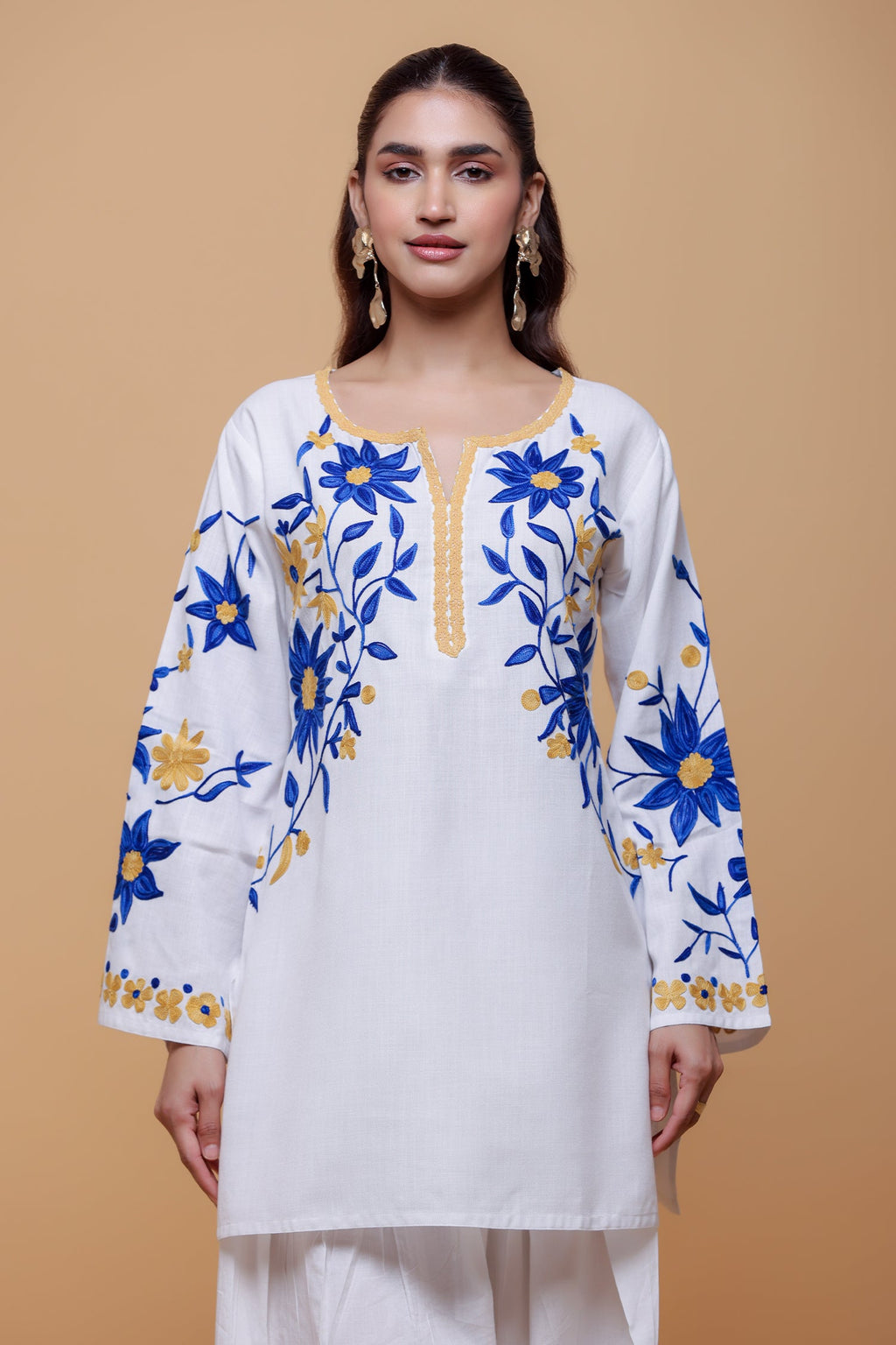 Vanshika In Cotton Kashmiri Aari Kurta - White