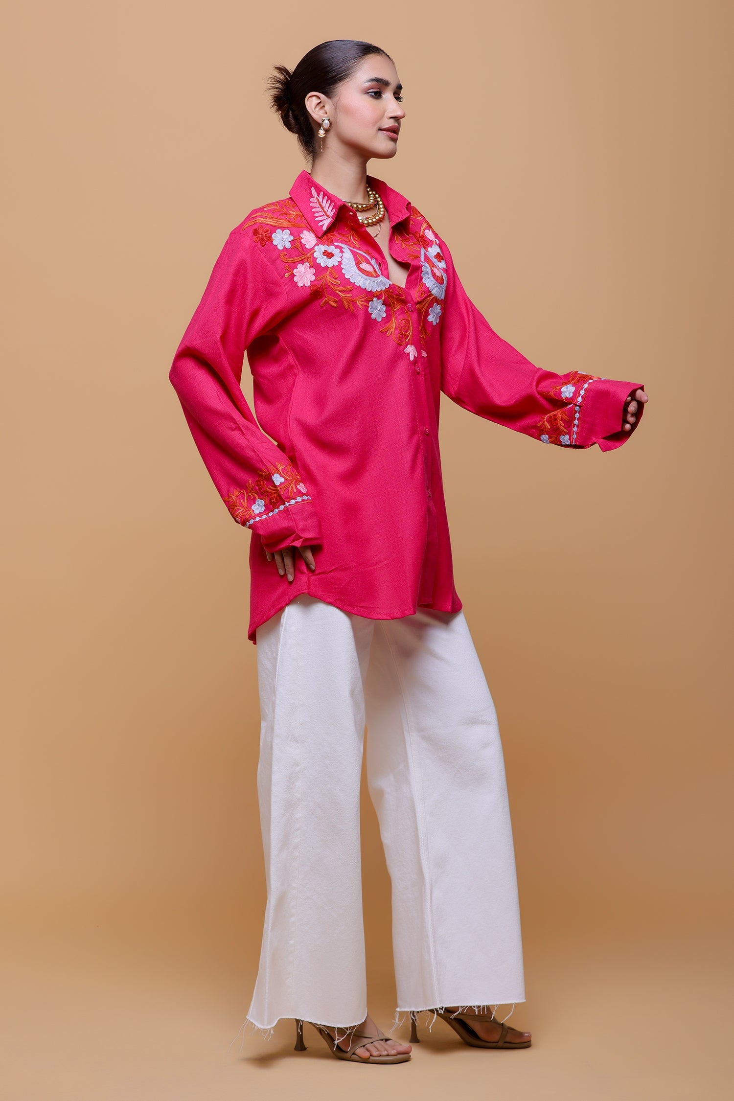 Sonali In Cotton Kashmiri Aari  Shirt - Pink