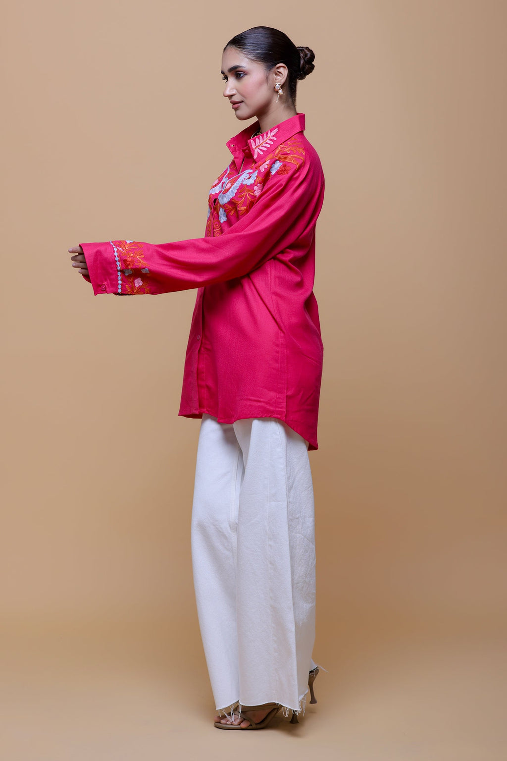 Sonali In Cotton Kashmiri Aari  Shirt - Pink