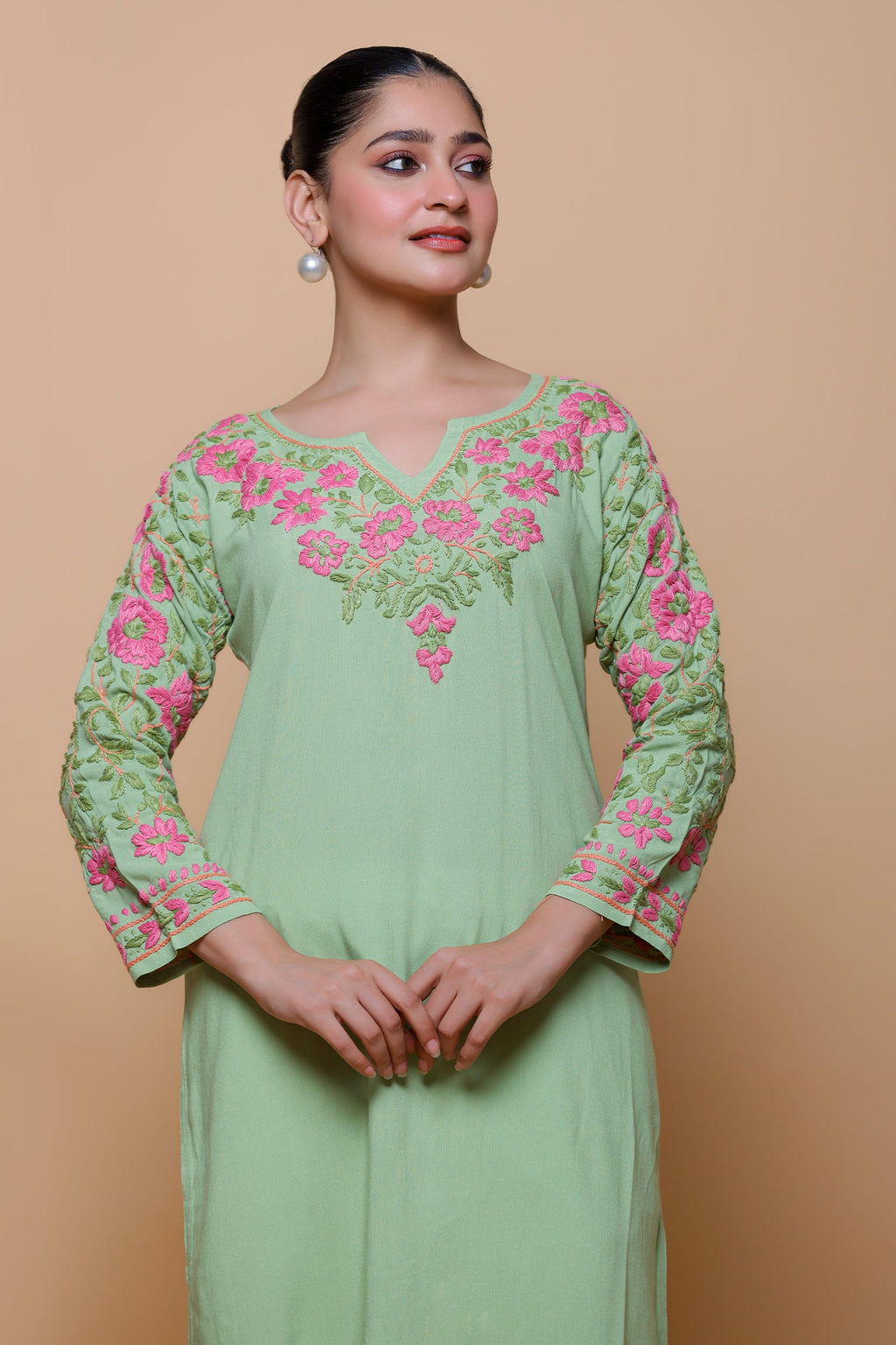 Chetna jain In Rayon Chikankari Long Kurta – Pista Green