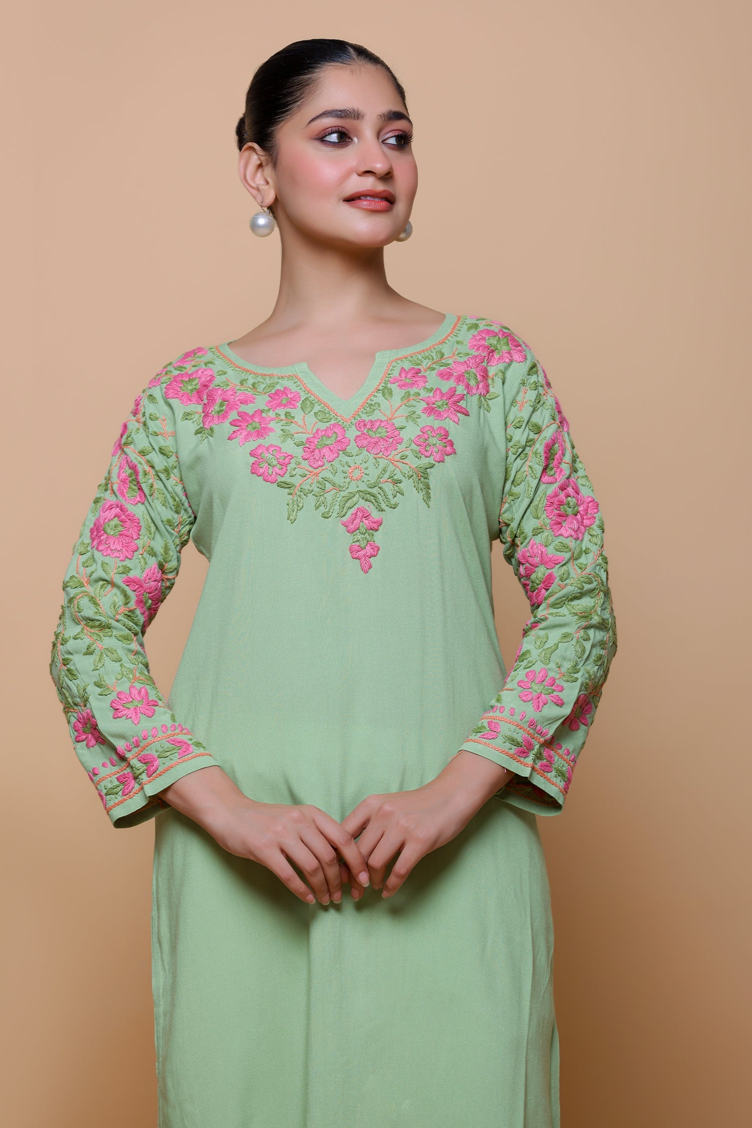 Chetna jain In Rayon Chikankari Long Kurta – Pista Green