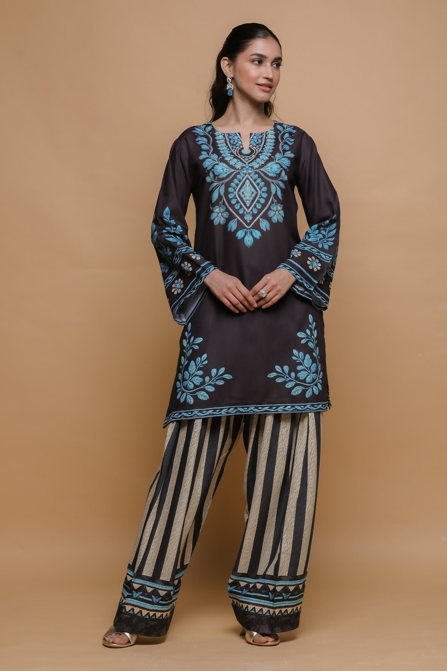 Priyanka x HOK in Black & Teal Printed Lawn Cotton Co-ord Set with Farsi Pants