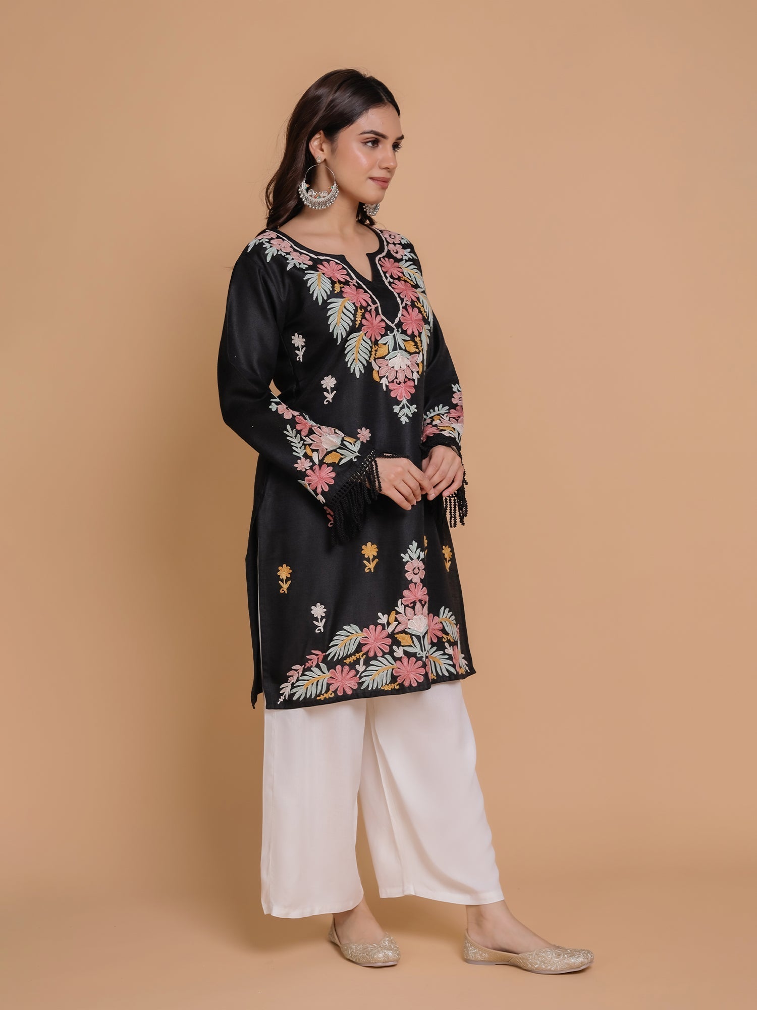 Plus Size - Falak Kashmiri Long Kurta - Black