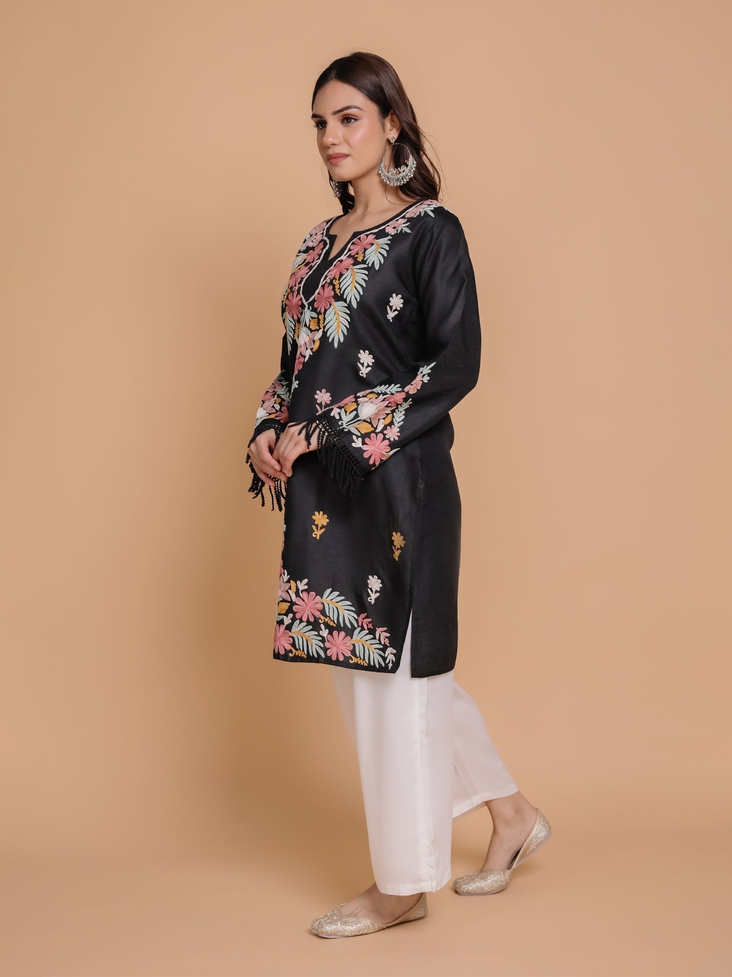Plus Size - Falak Kashmiri Long Kurta - Black