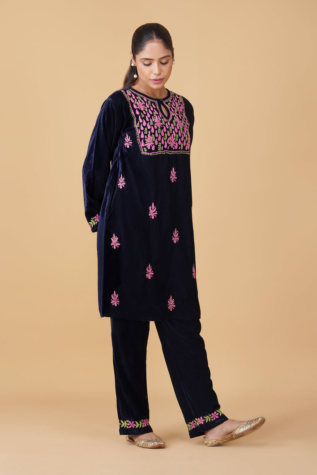 Velvet Chikankari Kurta Set – Blue