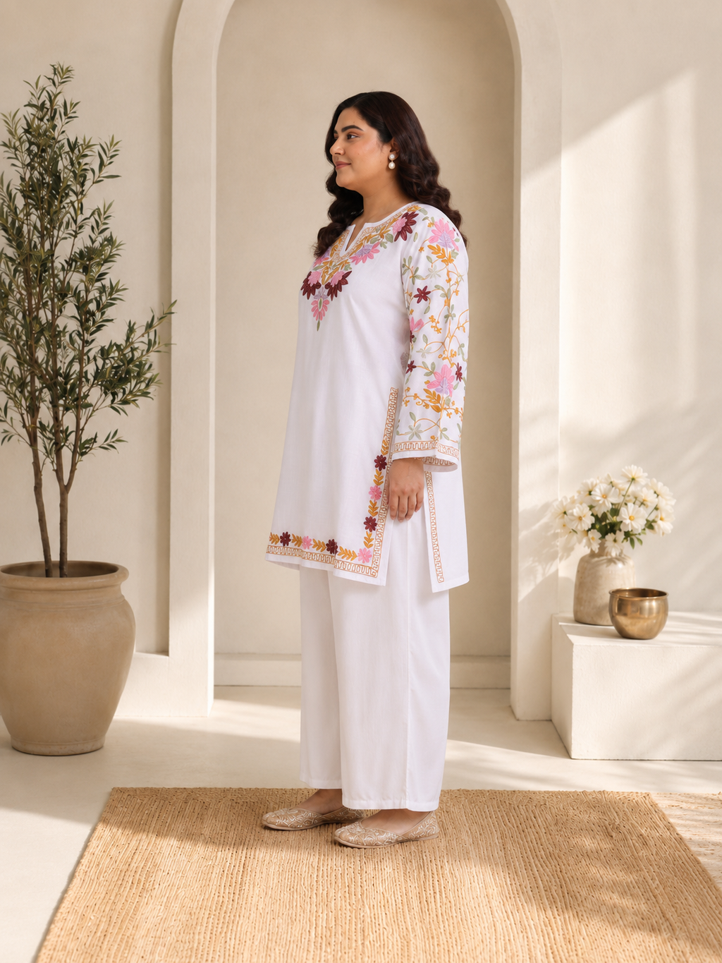 Plus Size - Falak Kashmiri Short Kurta - White