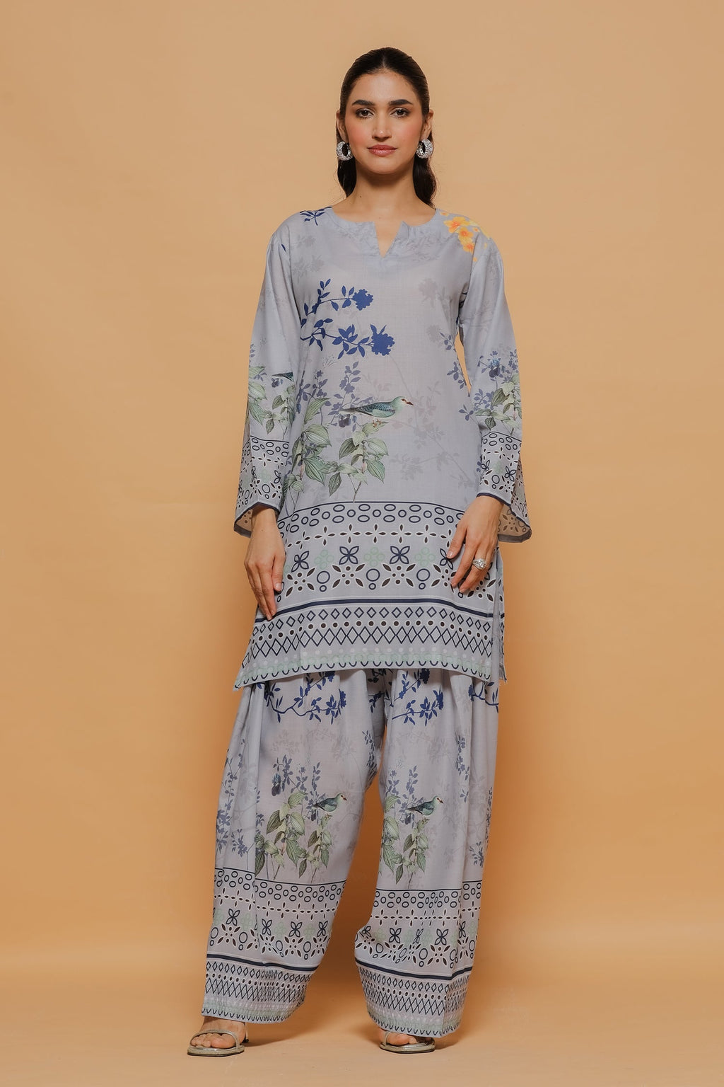 Ishita sandhu In Grey Printed Lawn Cotton Co-ord Set with Farsi Pants
