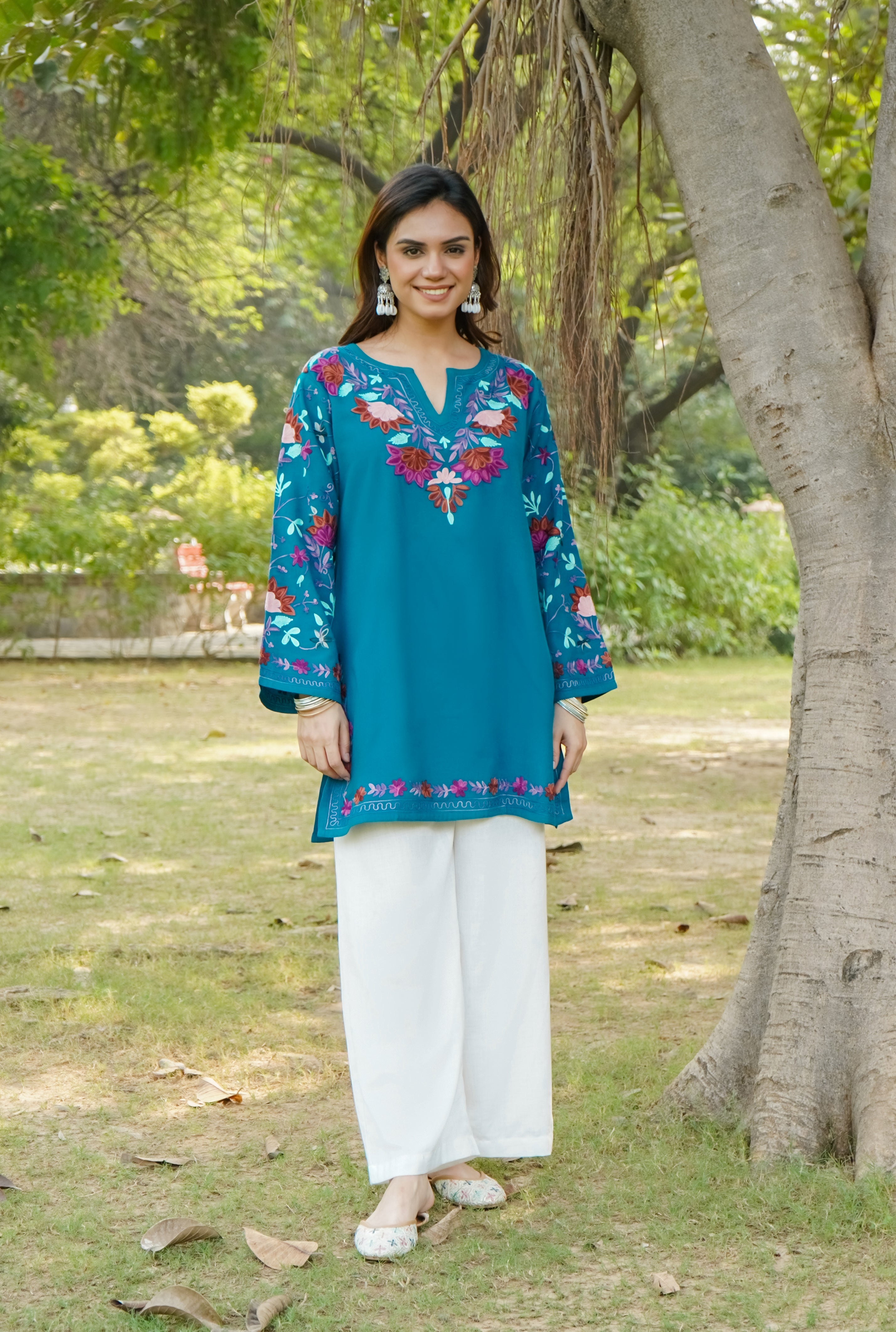 Cotton Kashmiri Aari Short Kurta – Tourquise