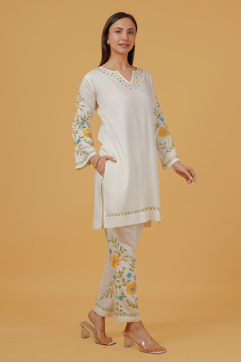 Cotton Chikankari Embroidered Kurta Set With Straight Pants – Ivory Flora