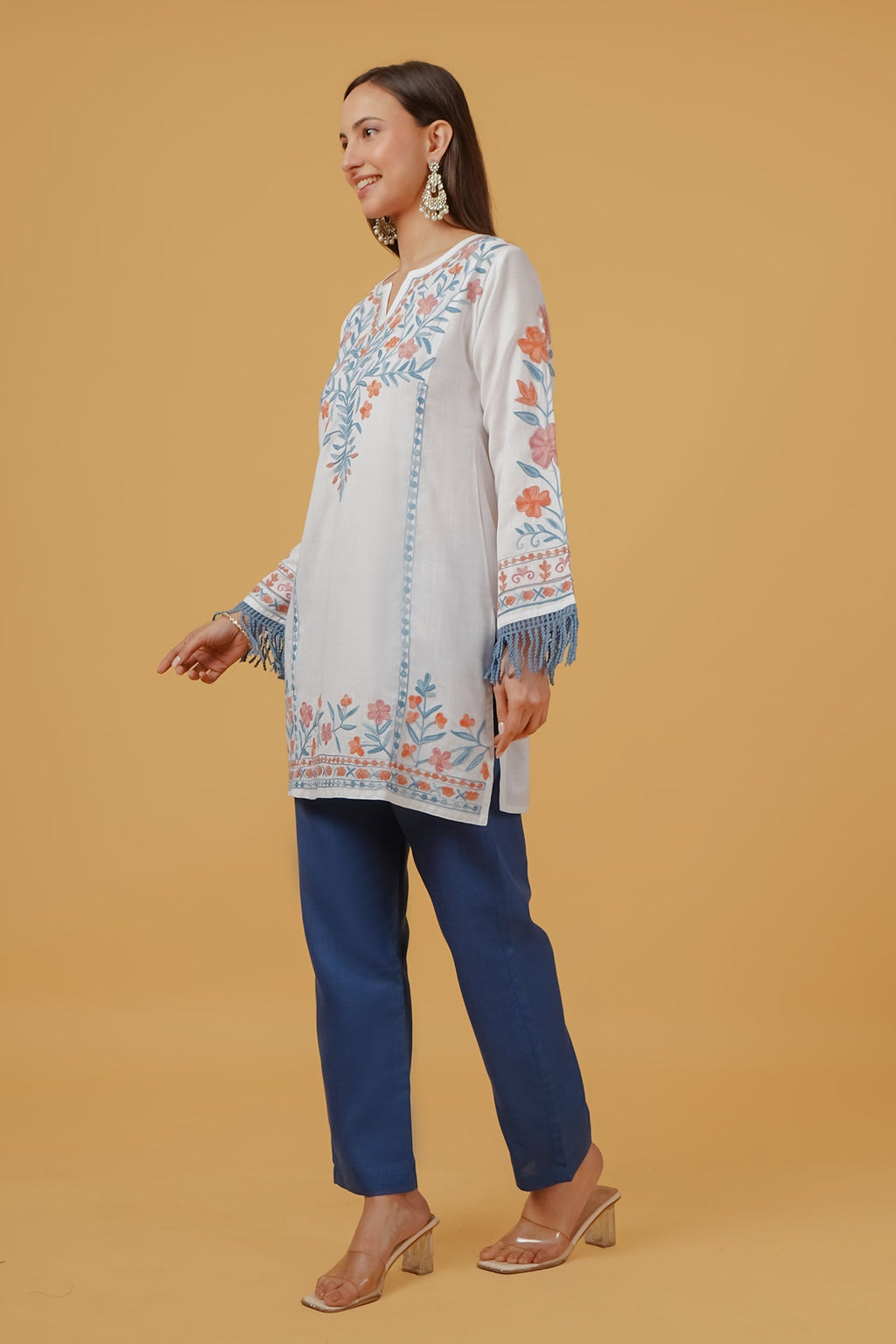 Cotton Kashmiri Aari Embroidered Kurta - White With Blue