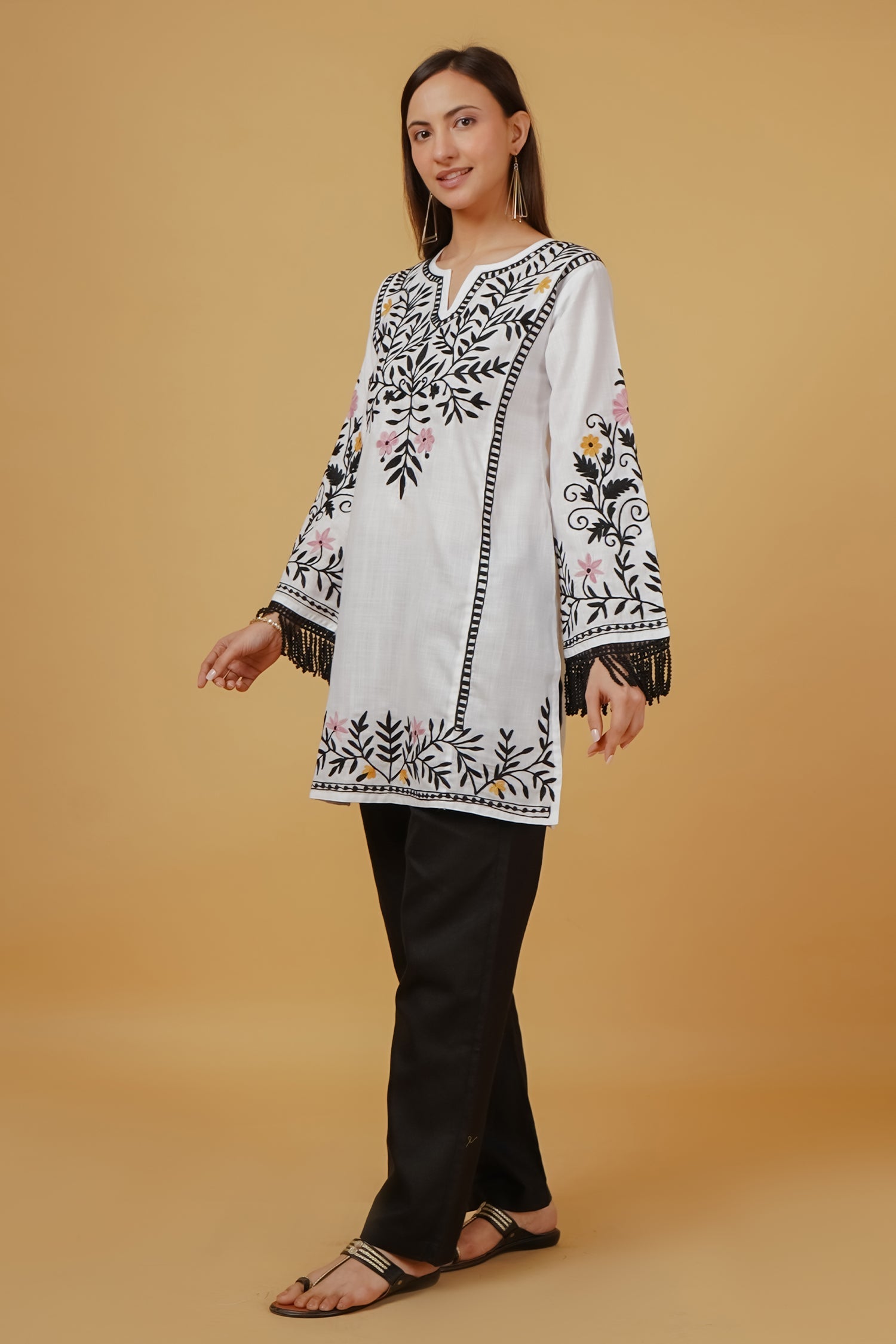Cotton Kashmiri Aari Embroidered Kurta- White With Black