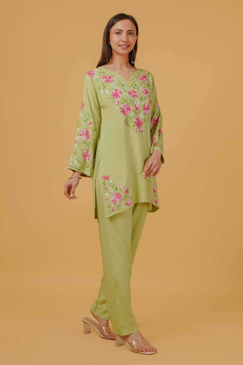 Taniya In Chikankari Embroidered Kurta in Rayon – Pista Green