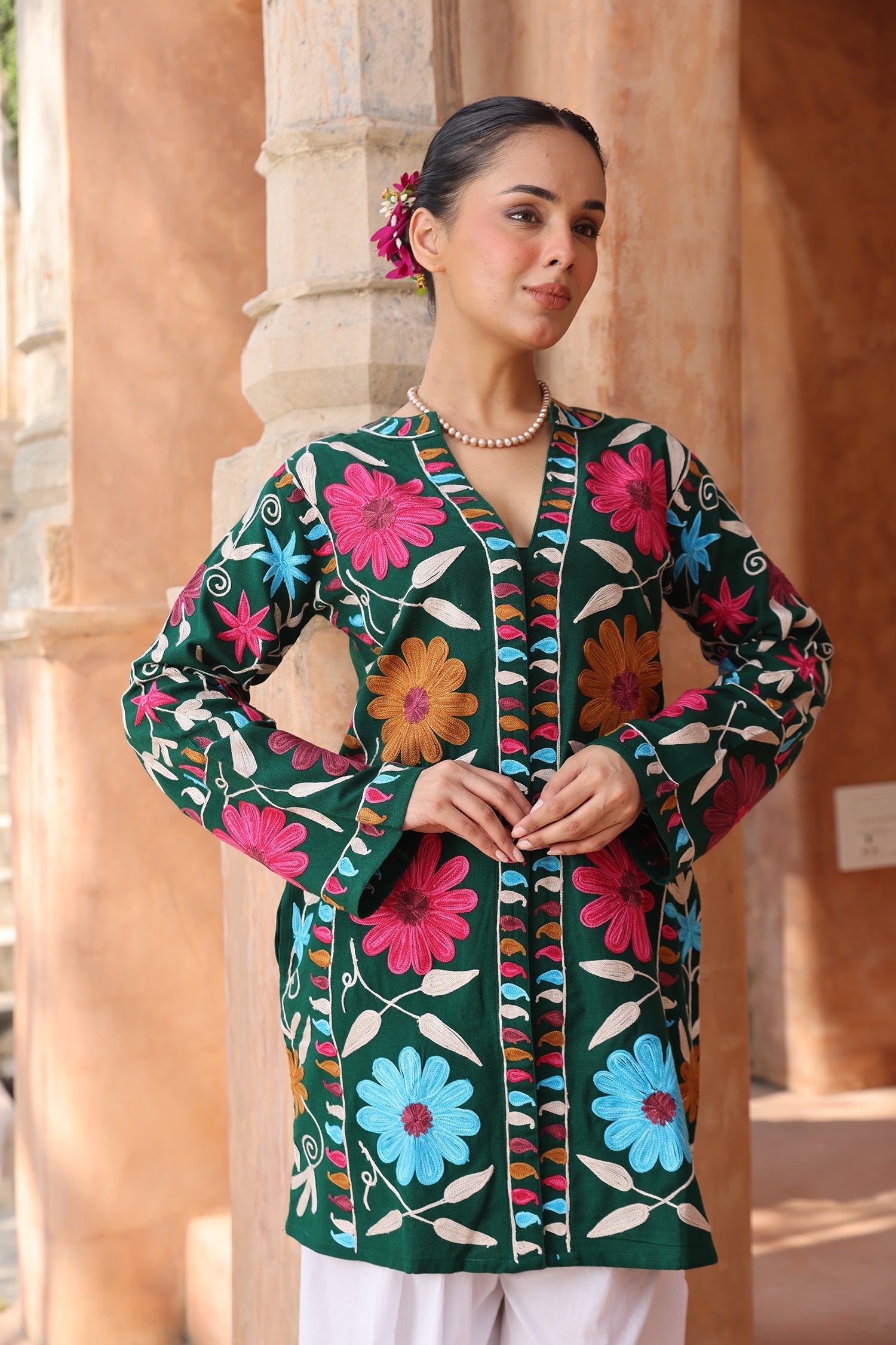 Woolen Kashmiri Aari Jacket – Green Floral
