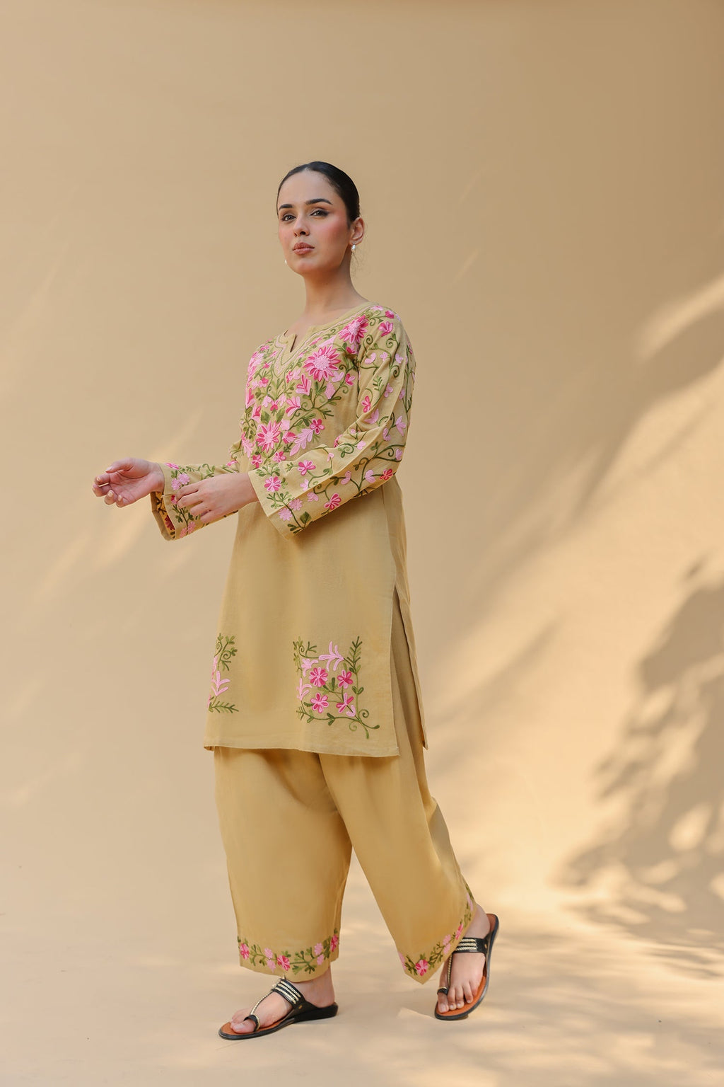 Cotton Kashmiri Aari Kurta Set – Beige with Farsi Bottoms