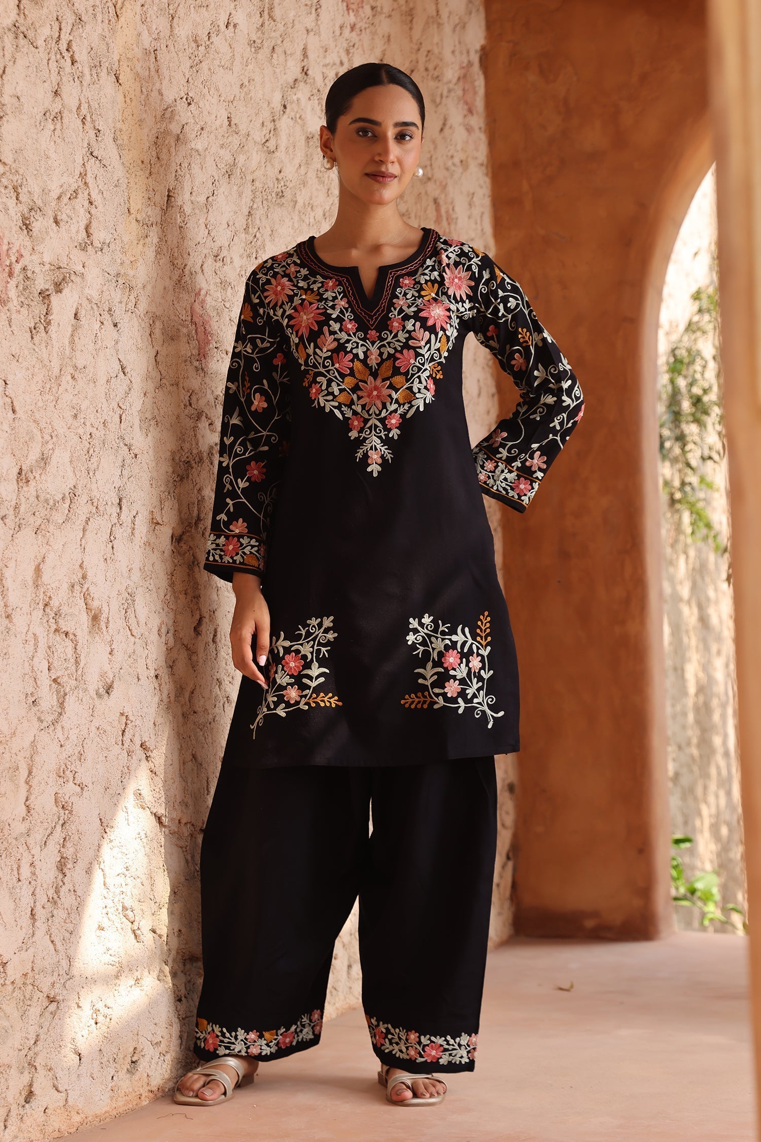 Cotton Kashmiri Aari Embroidered Kurta Set – Black with Farsi Bottoms