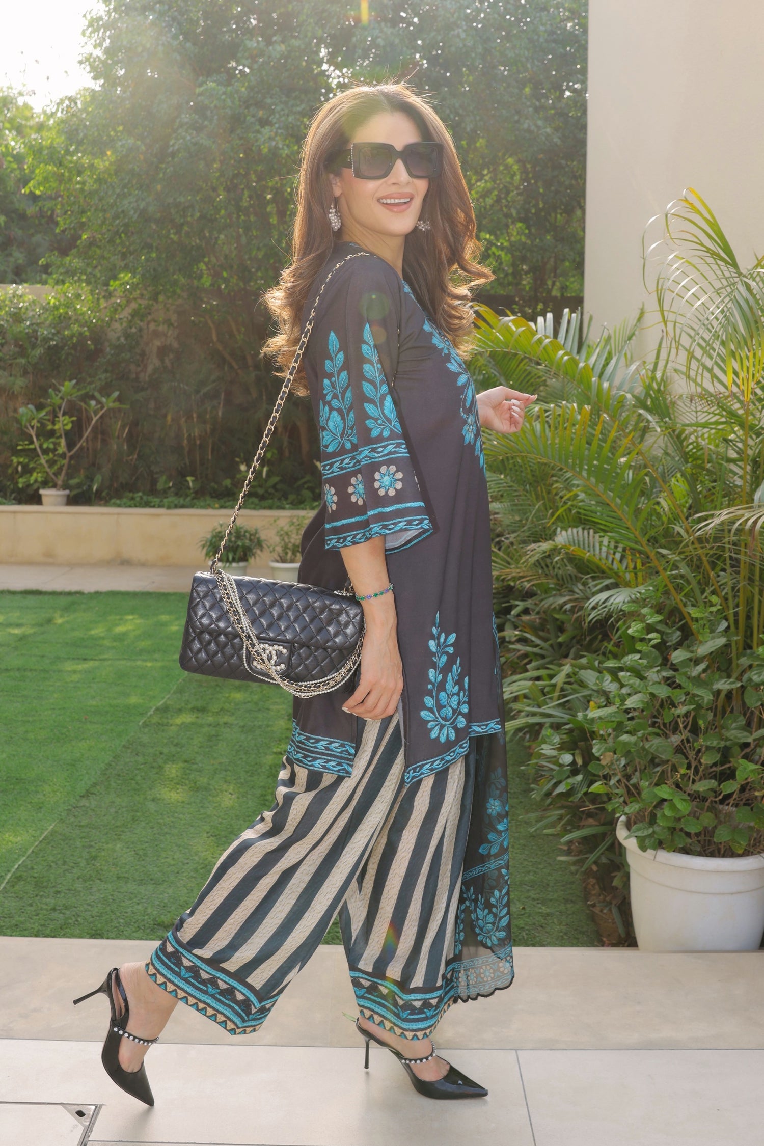 Priyanka x HOK in Black & Teal Printed Lawn Cotton Co-ord Set with Farsi Pants
