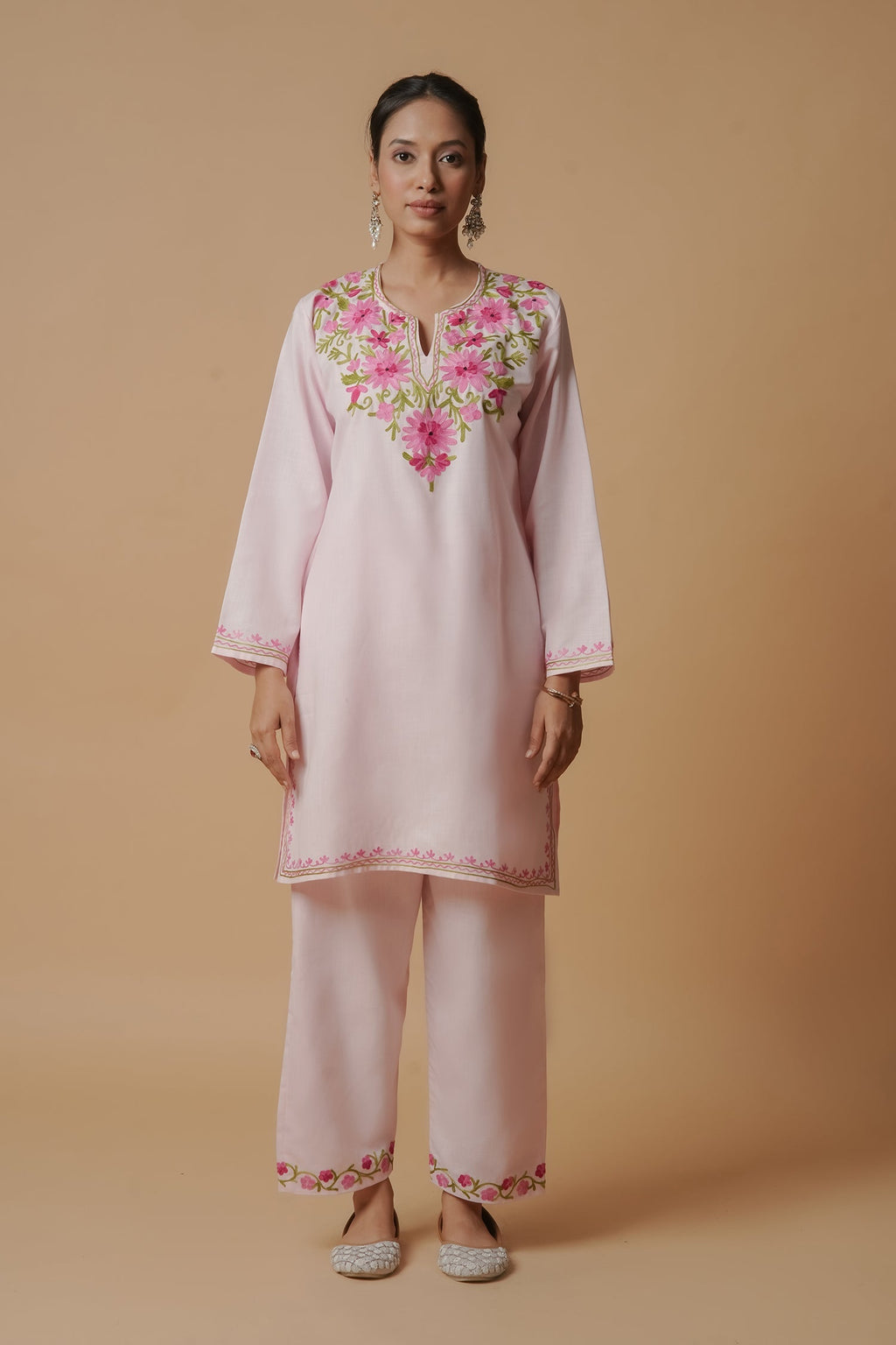 Plus Size - Kashmiri Aari Work Cotton Kurta Set - Baby Pink