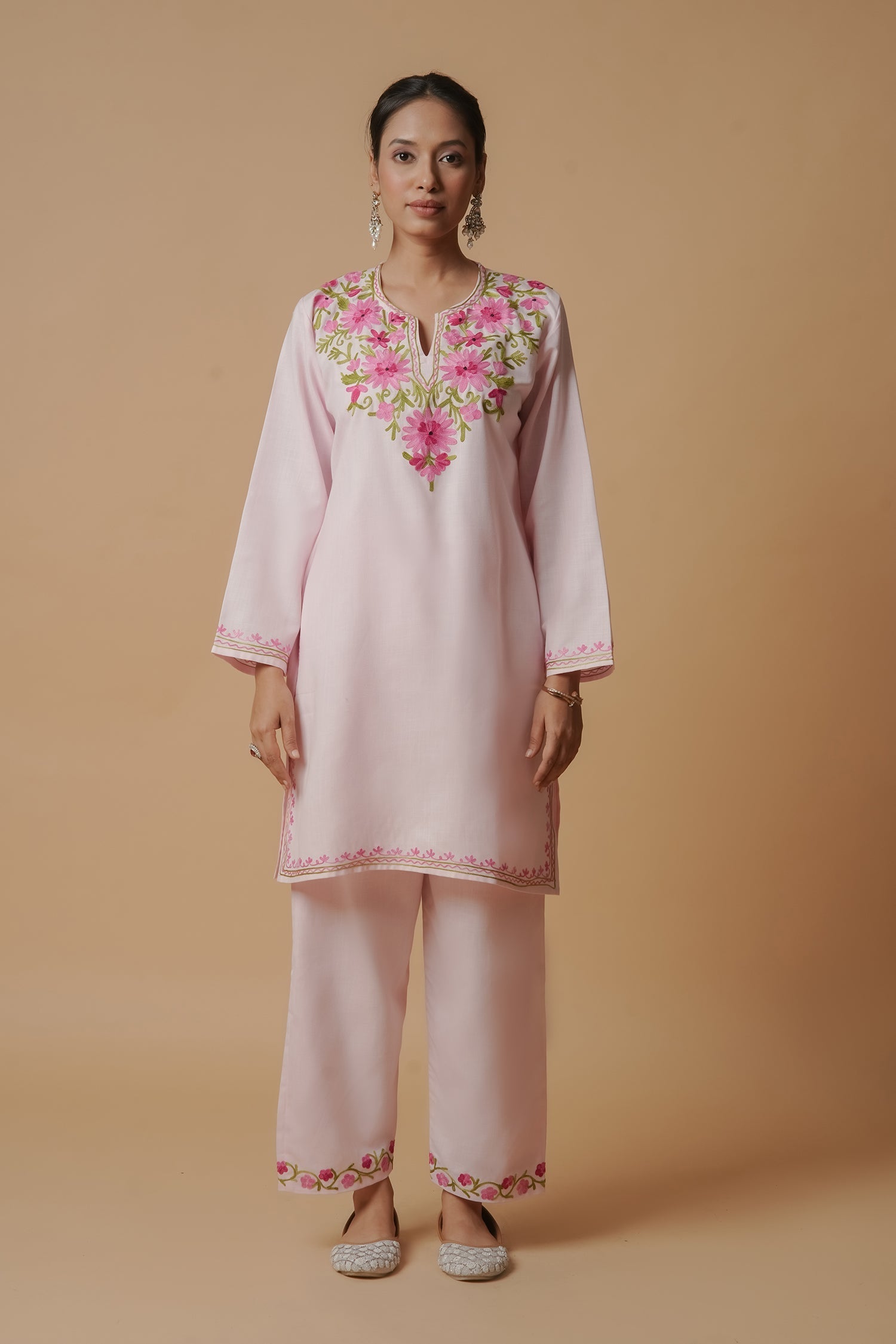 Plus Size - Kashmiri Aari Work Cotton Kurta Set - Baby Pink