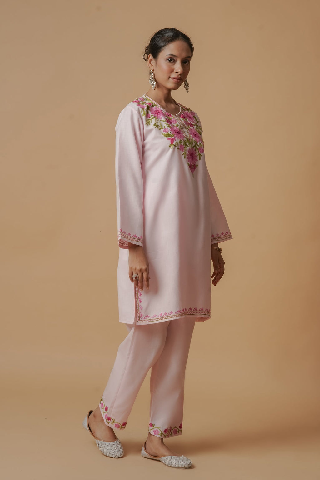Plus Size - Kashmiri Aari Work Cotton Kurta Set - Baby Pink