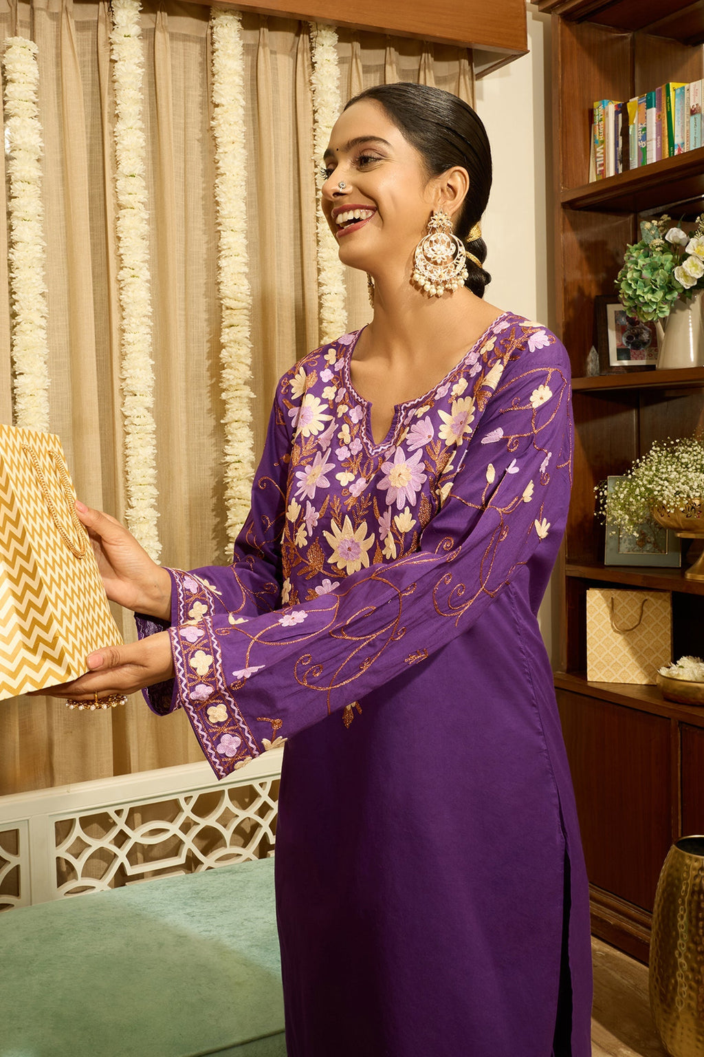 Kashmiri Aari Embroidered Kurta Set with Farsi Pants - Purple