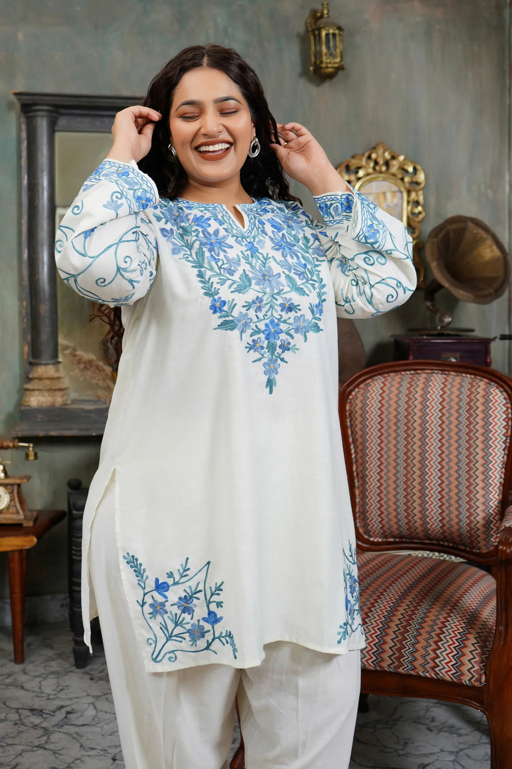 Plus Size - Kashmiri Aari Work Cotton Kurta with Farsi Pant - White