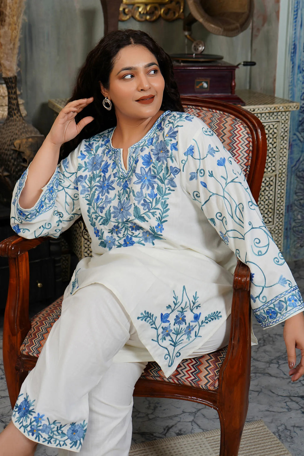 Plus Size - Kashmiri Aari Work Cotton Kurta with Farsi Pant - White