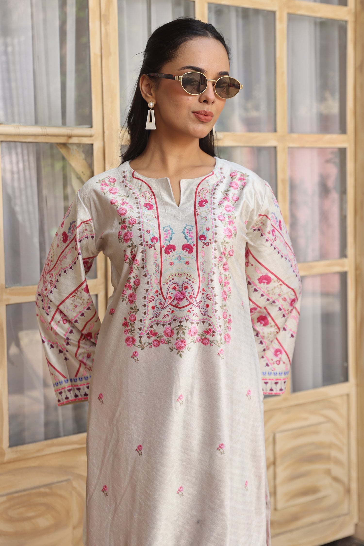 Velvet Printkari Coord Set with Farsi Bottoms – Pastel Green & Pink Floral
