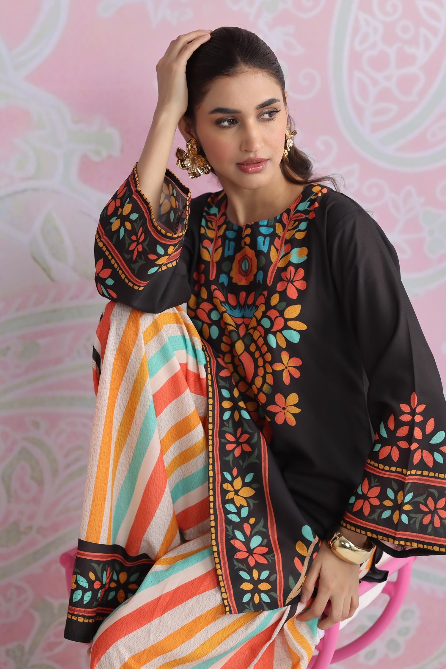 Neha x HOK in Black Multicolour Printed Lawn Cotton Co-ord Set with Farsi Pants