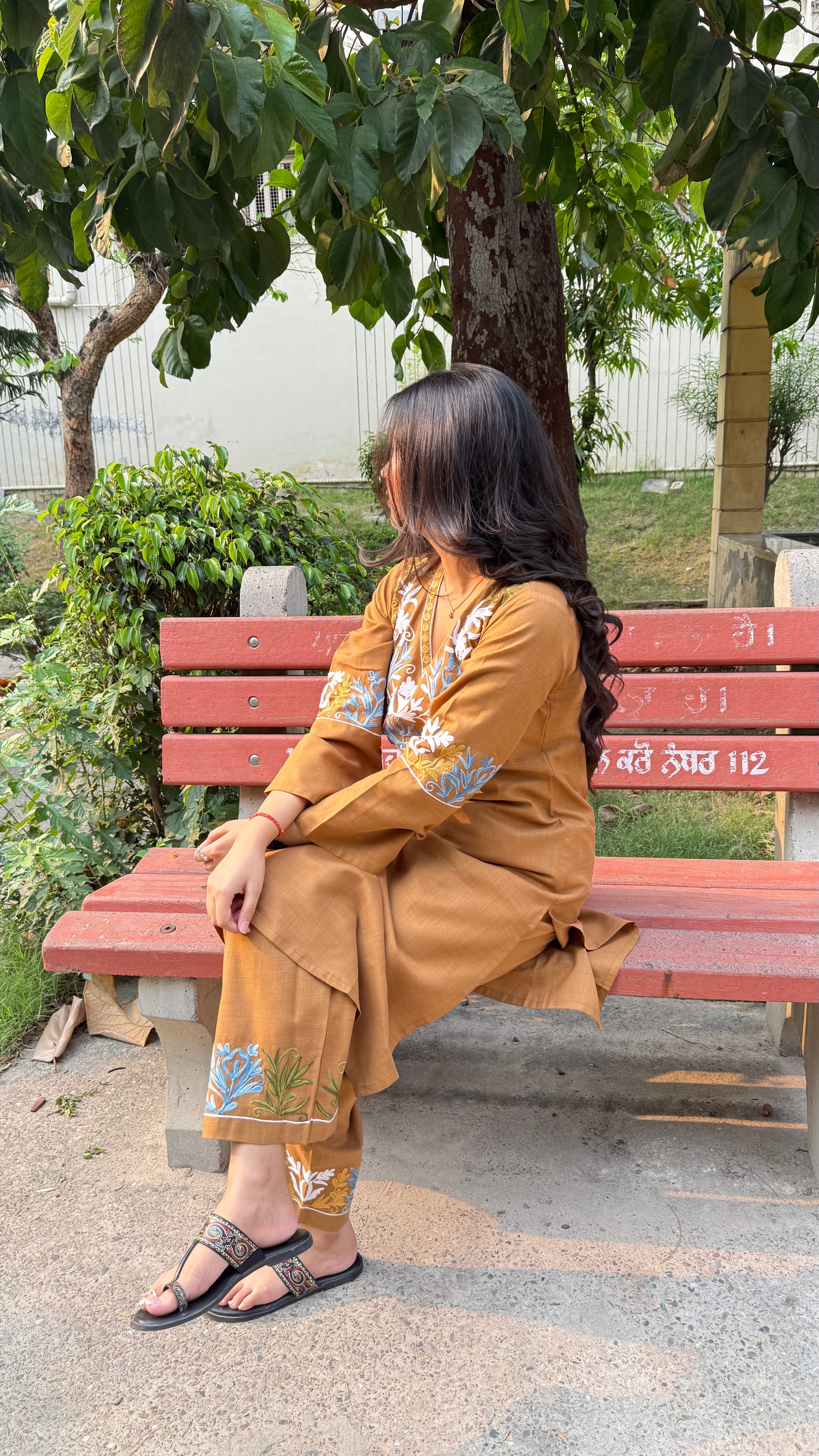 Kajal In Cotton Kashmiri Aari  Kurta Set - Brown