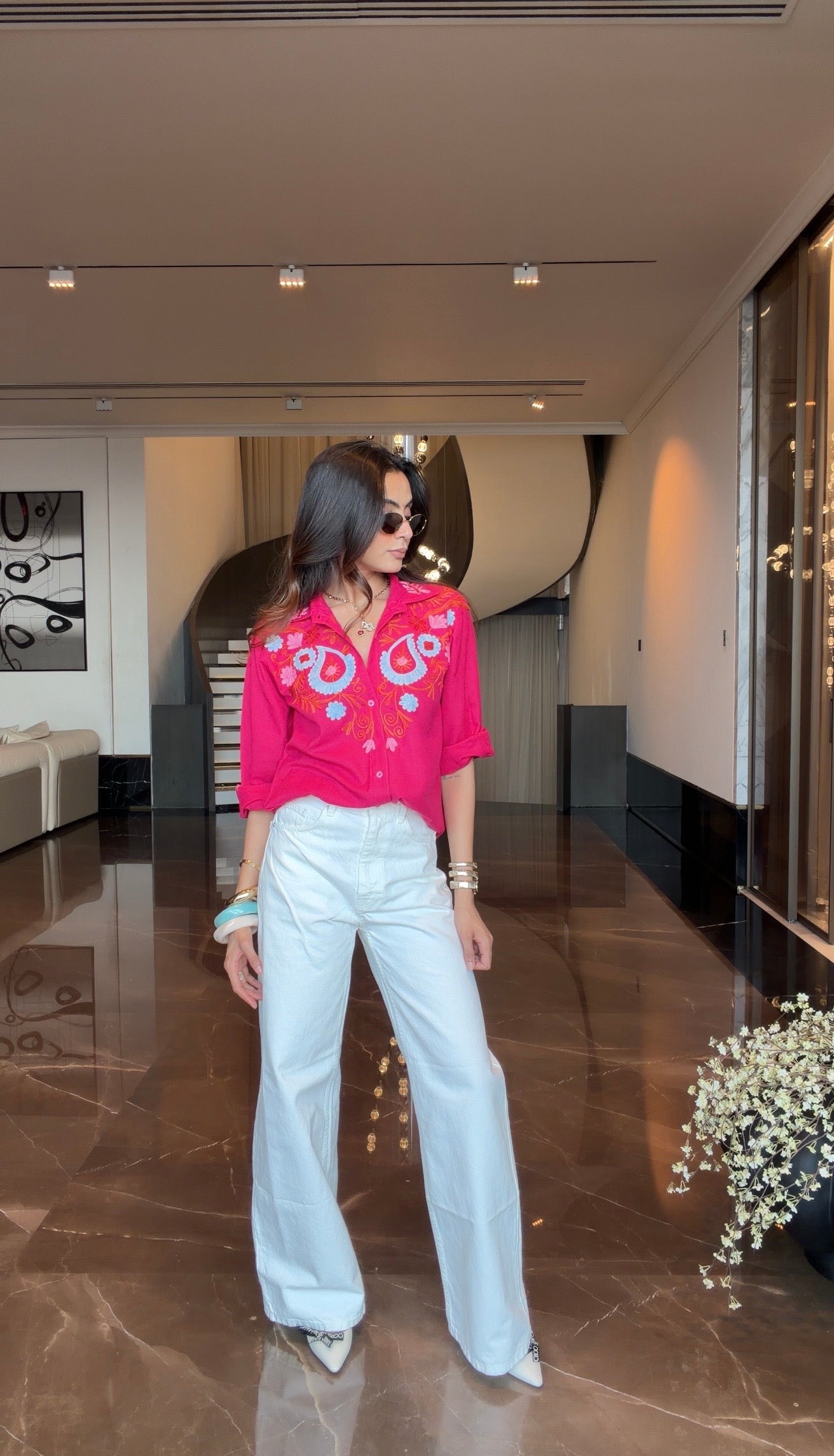 Sonali In Cotton Kashmiri Aari  Shirt - Pink