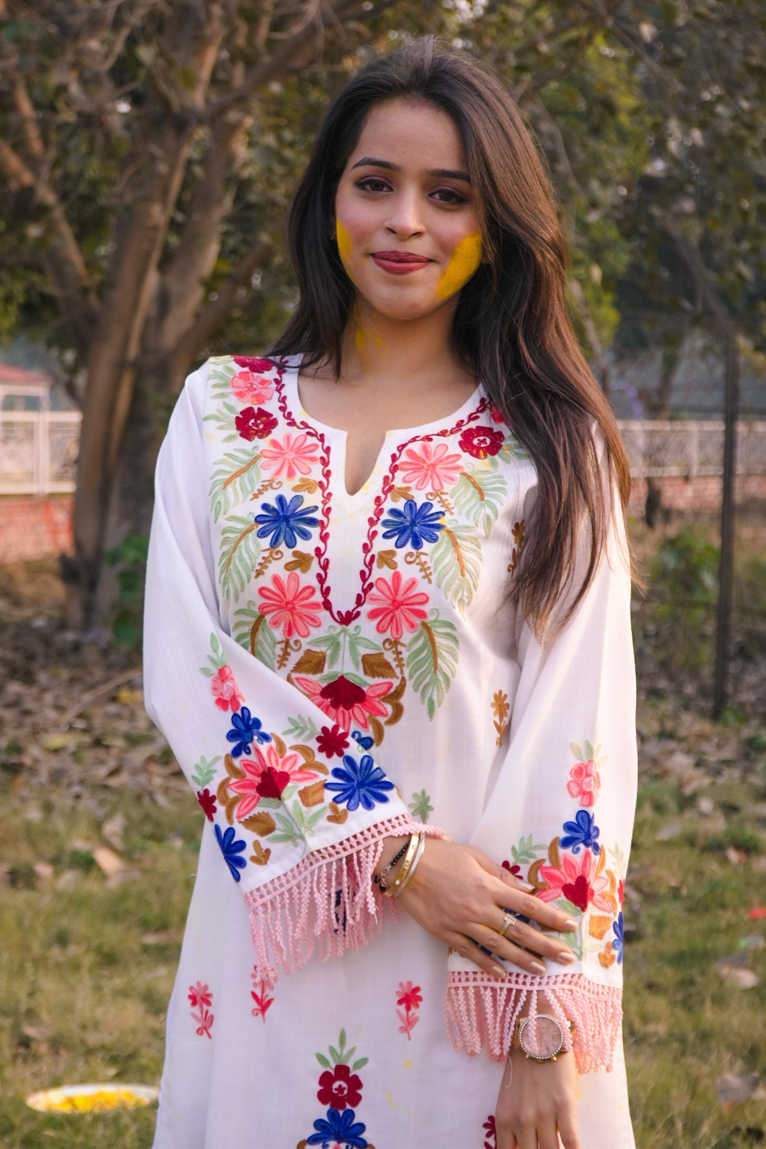 Falak Kashmiri Short Kurta - White