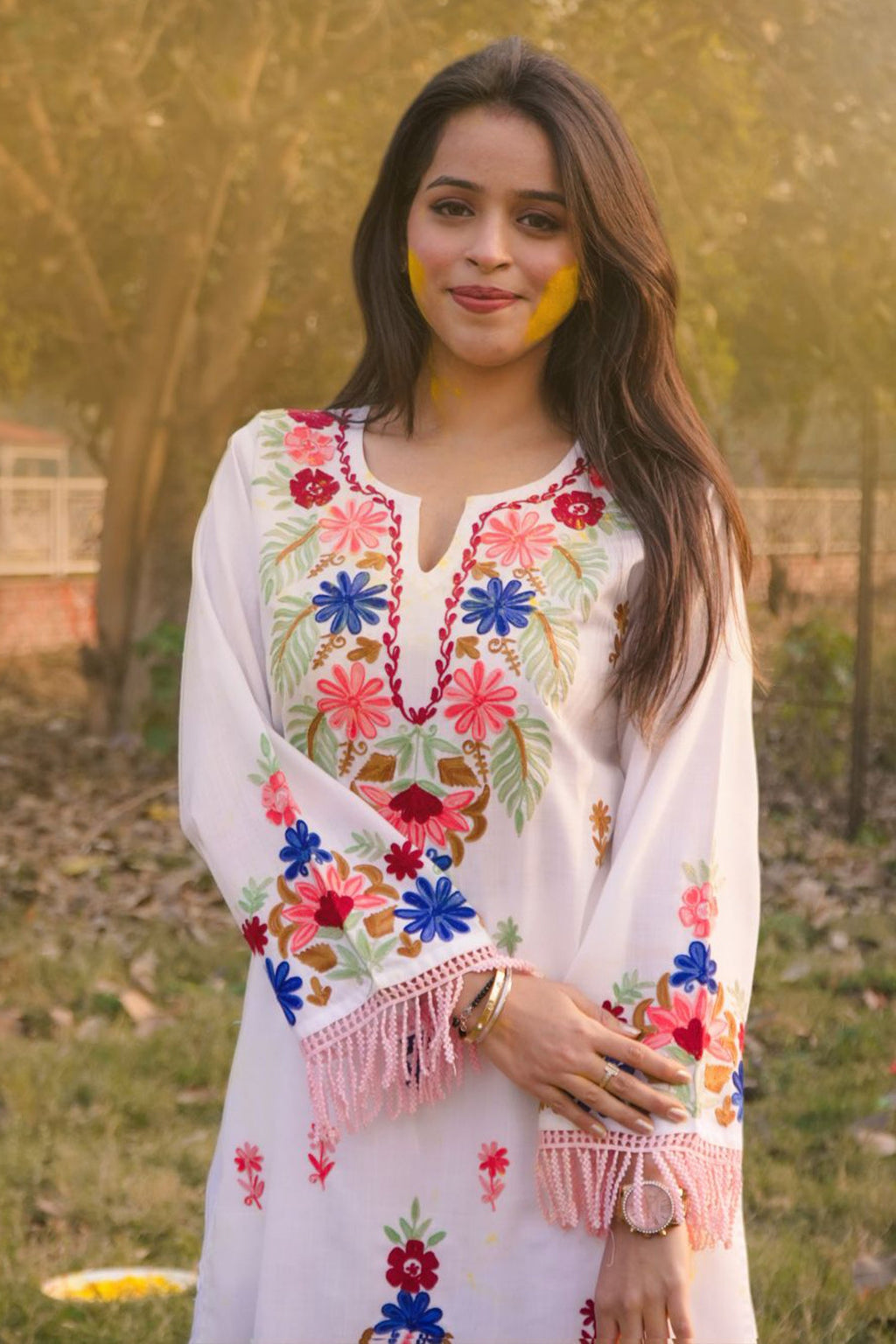 Falak Kashmiri Short Kurta - White
