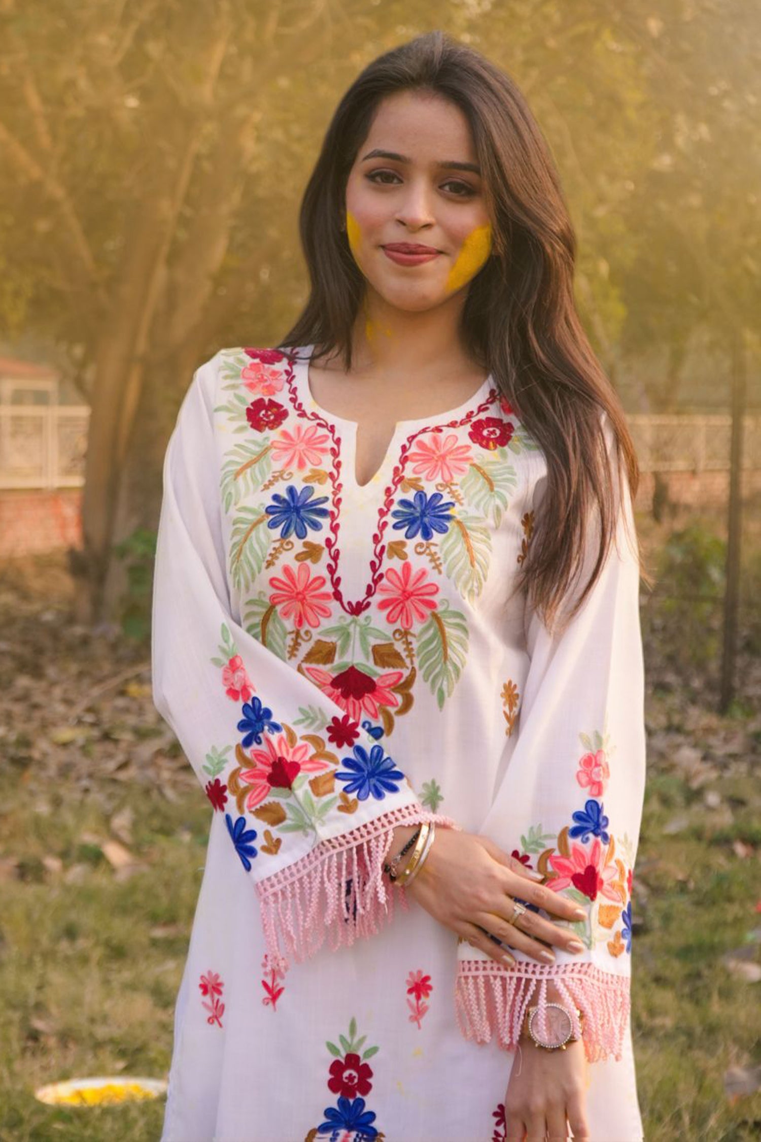 Falak Kashmiri Short Kurta - White