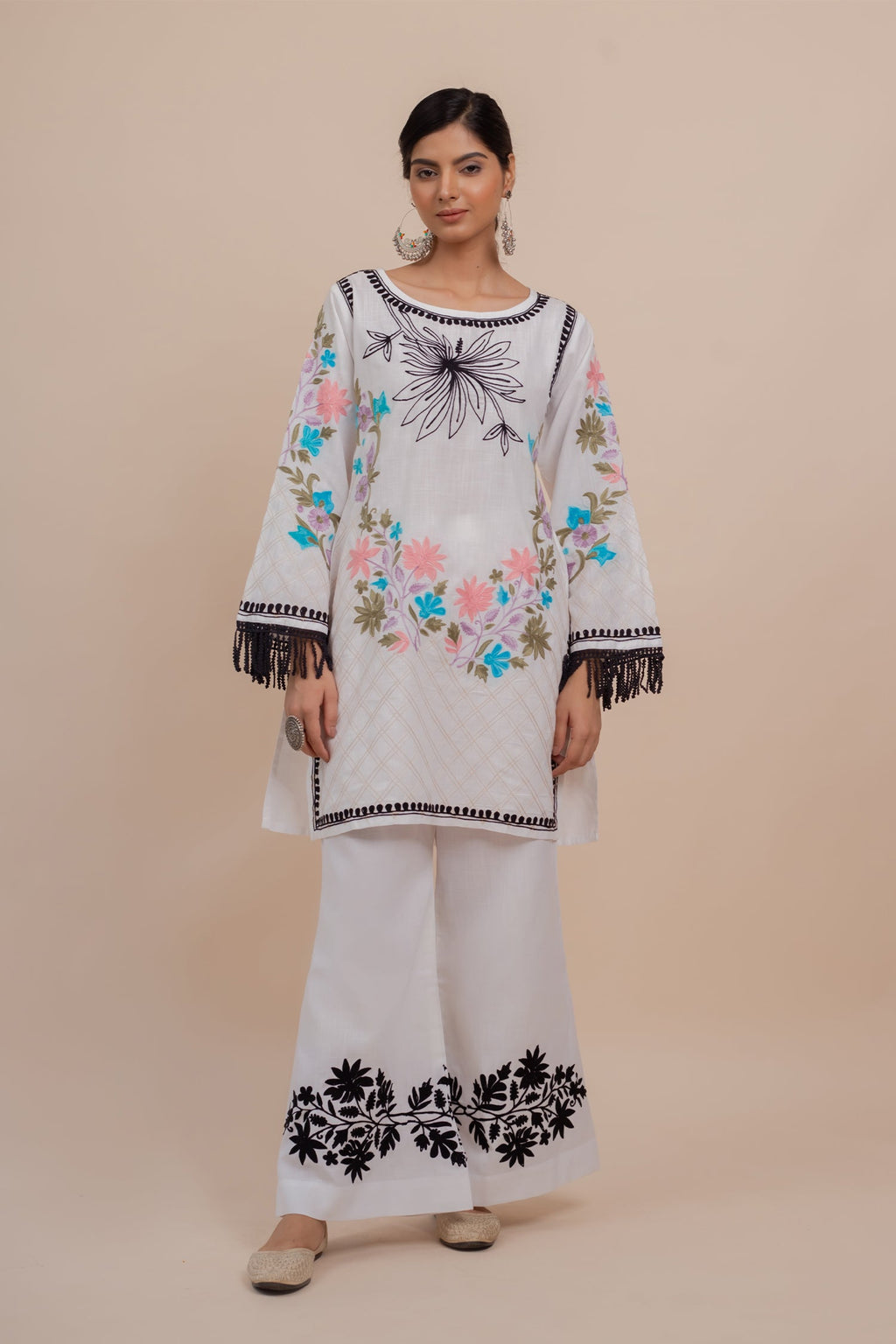 Plus Size - HOK Falak Kashmiri Kurta Set - White