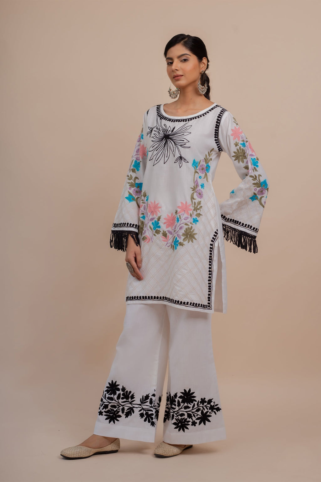Plus Size - HOK Falak Kashmiri Kurta Set - White