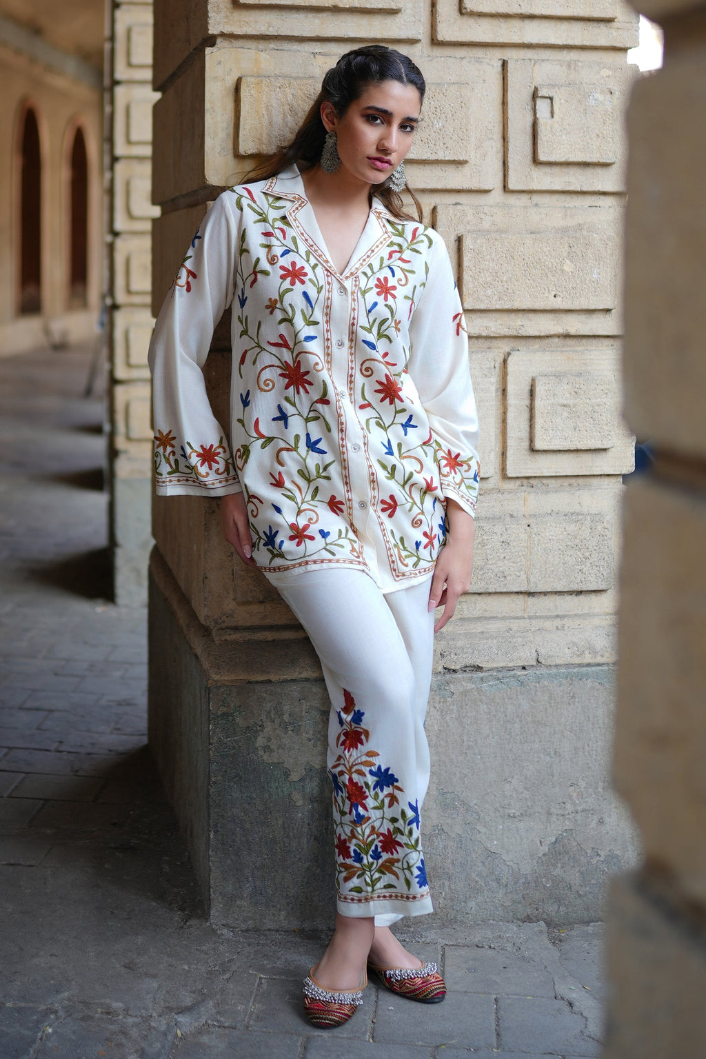 Cotton Kashmiri Aari Embroidered Kurta Set - Ivory