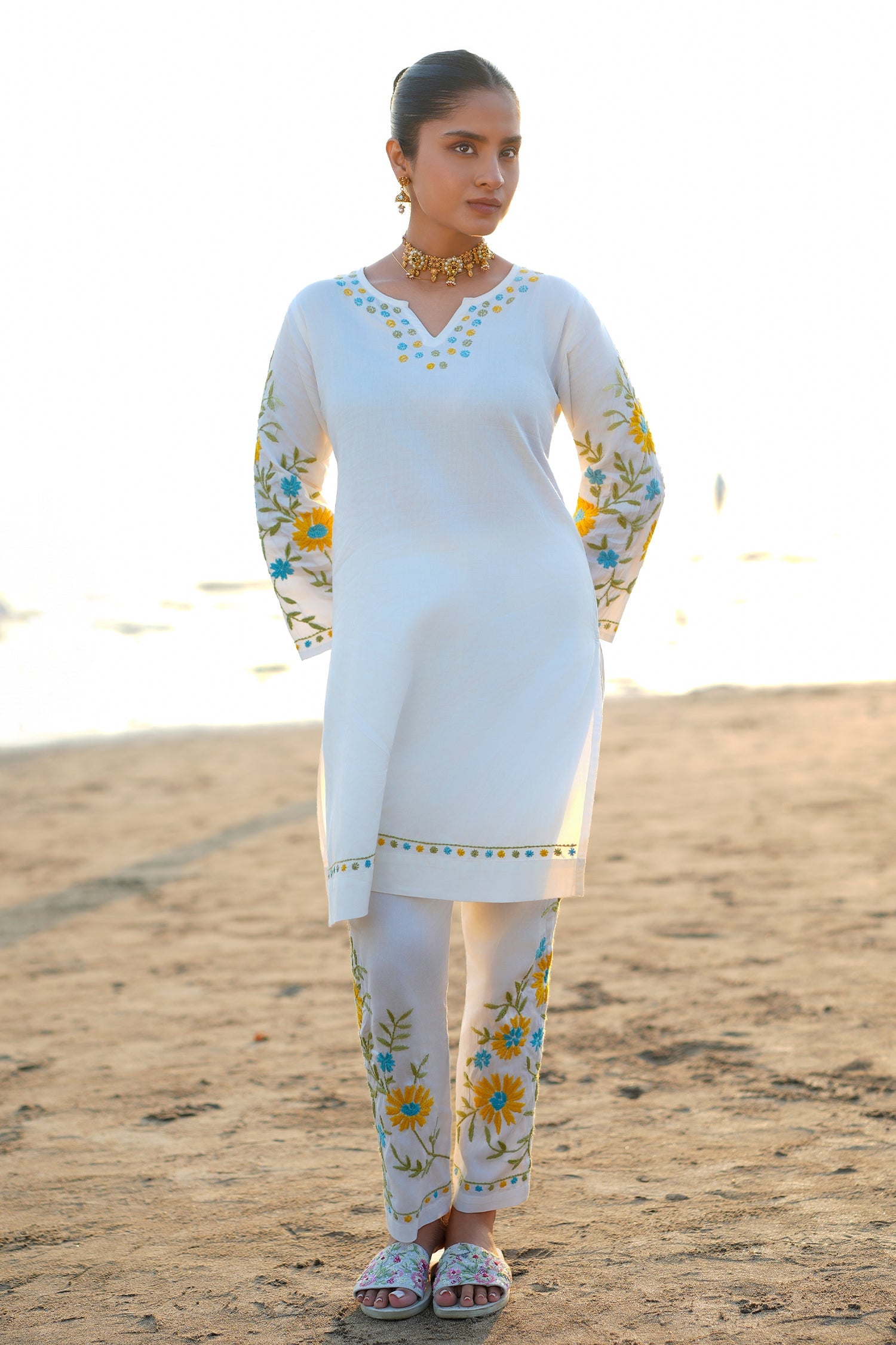 Cotton Chikankari Embroidered Kurta Set With Straight Pants – Ivory Flora