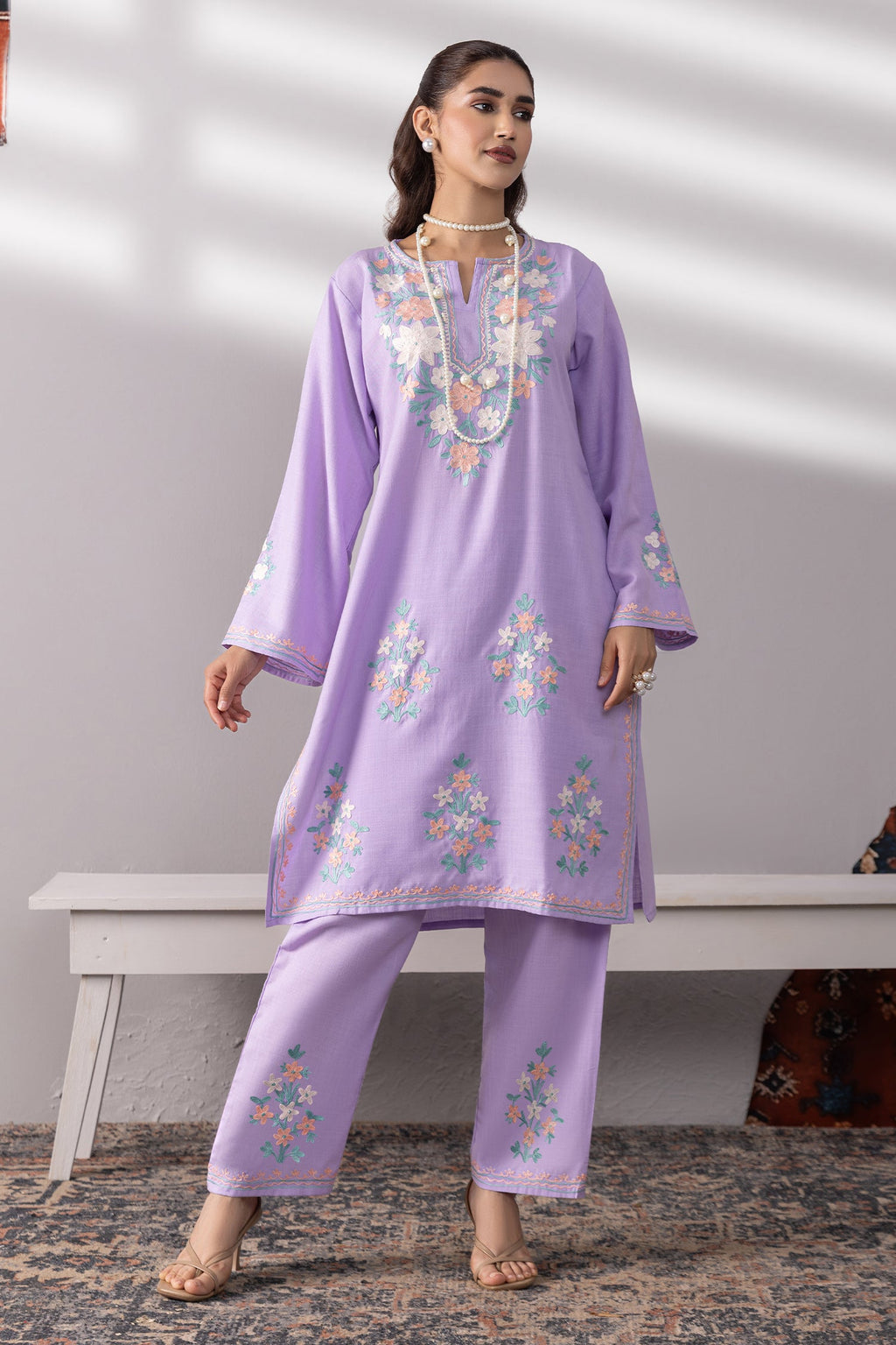Cotton Kurta Set in Kashmiri Aari -Lavender