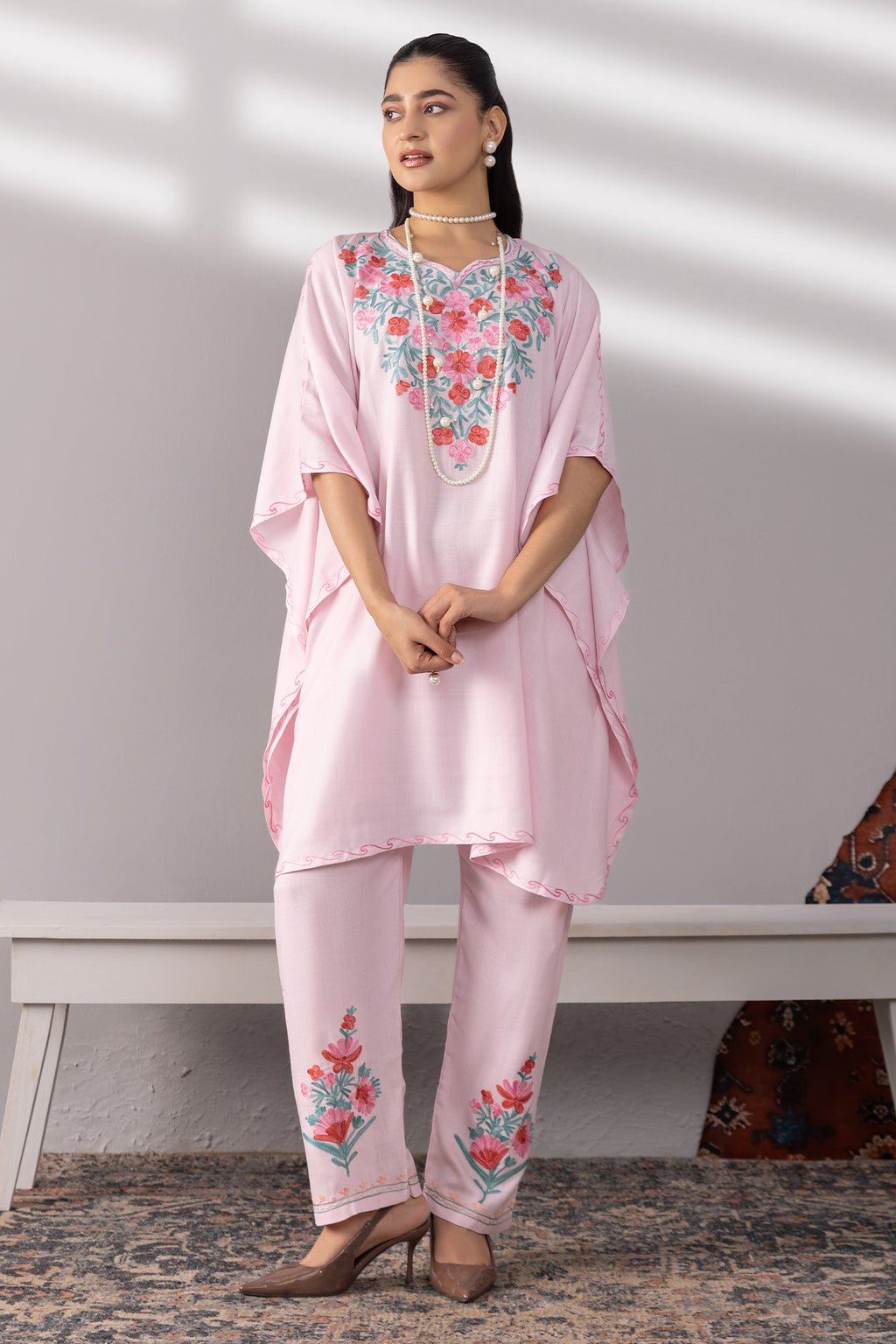 Arti chauhan In Cotton Kaftan Set in Kashmiri Aari - Pink