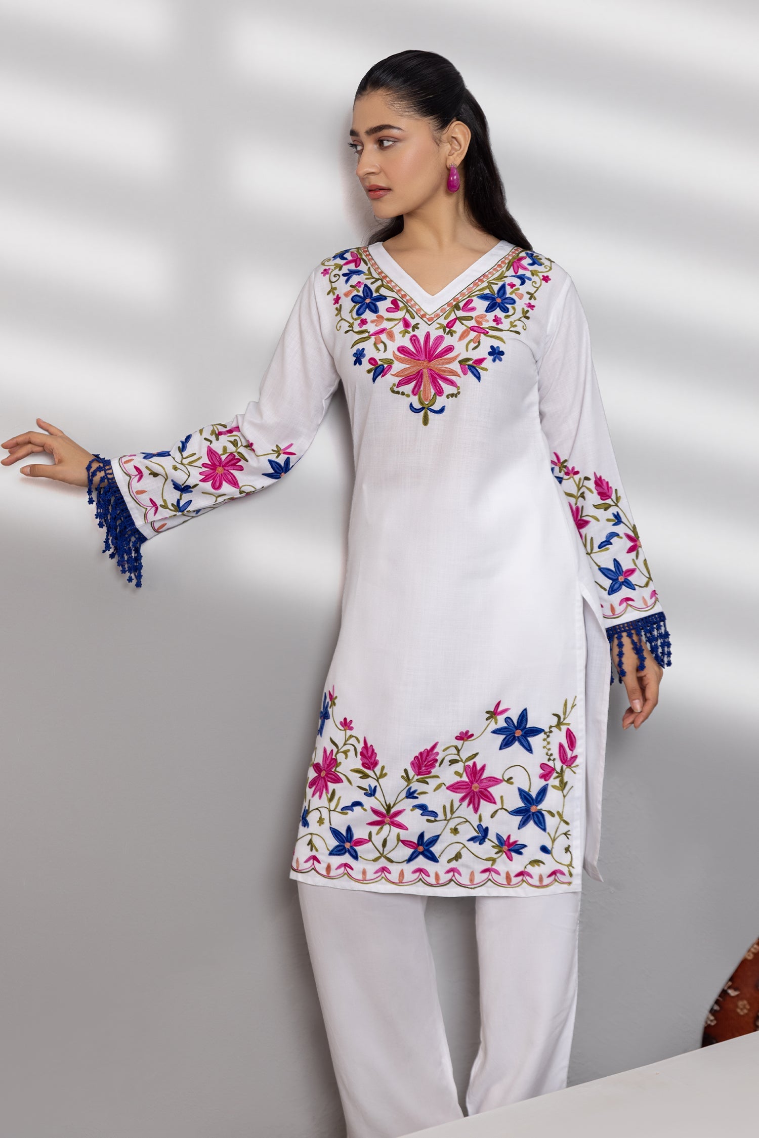 Cotton Kashmiri Aari Long Kurta - White