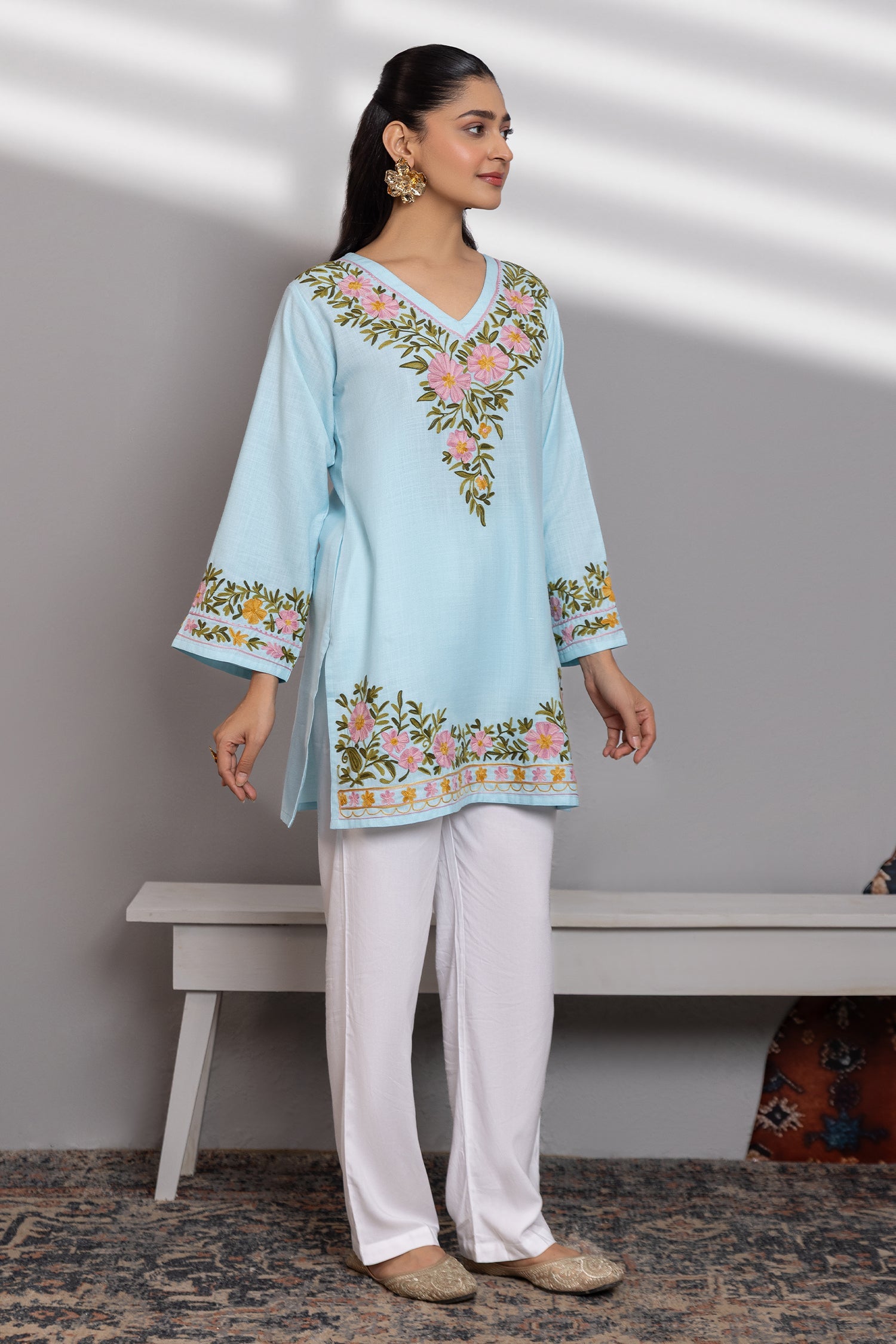 Shefali In Cotton Kashmiri Aari Short Kurta - Light Blue