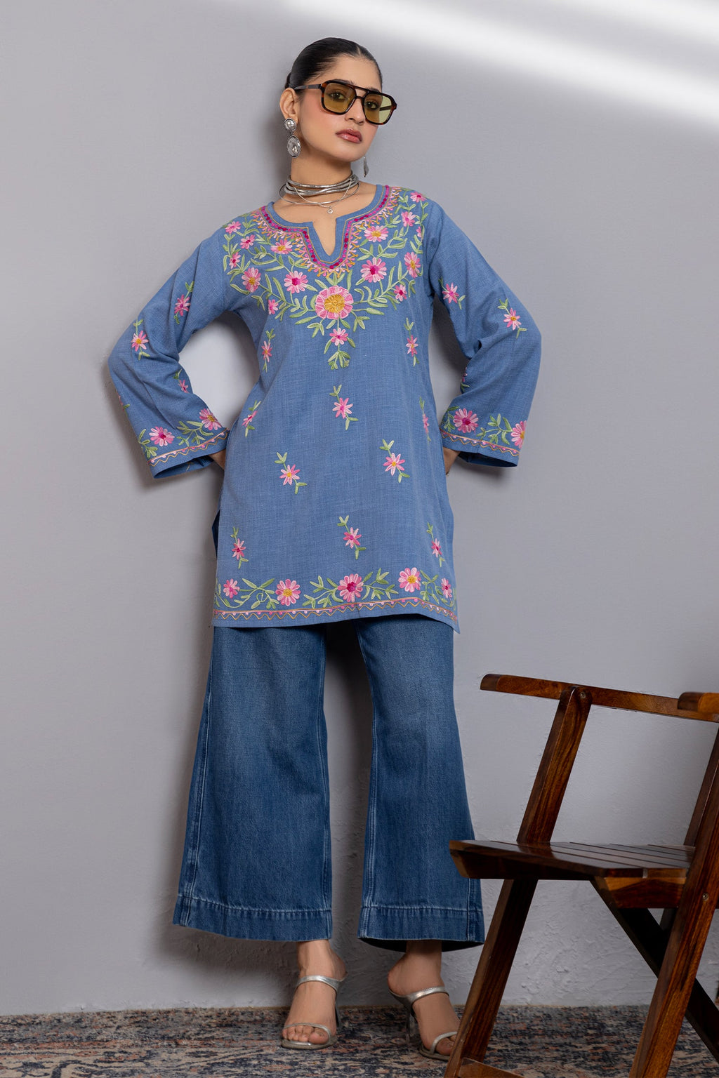 Kaashwi In Denim Cotton Kashmiri Aari Short Kurta - Denim Blue