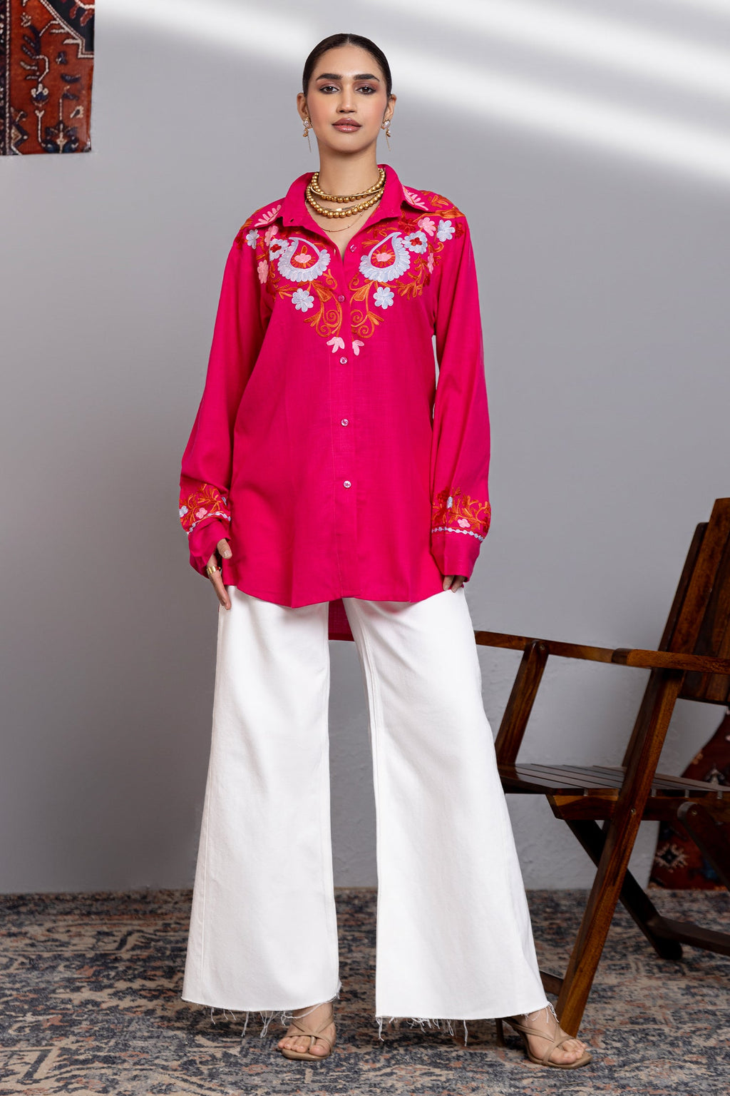 Sonali In Cotton Kashmiri Aari  Shirt - Pink